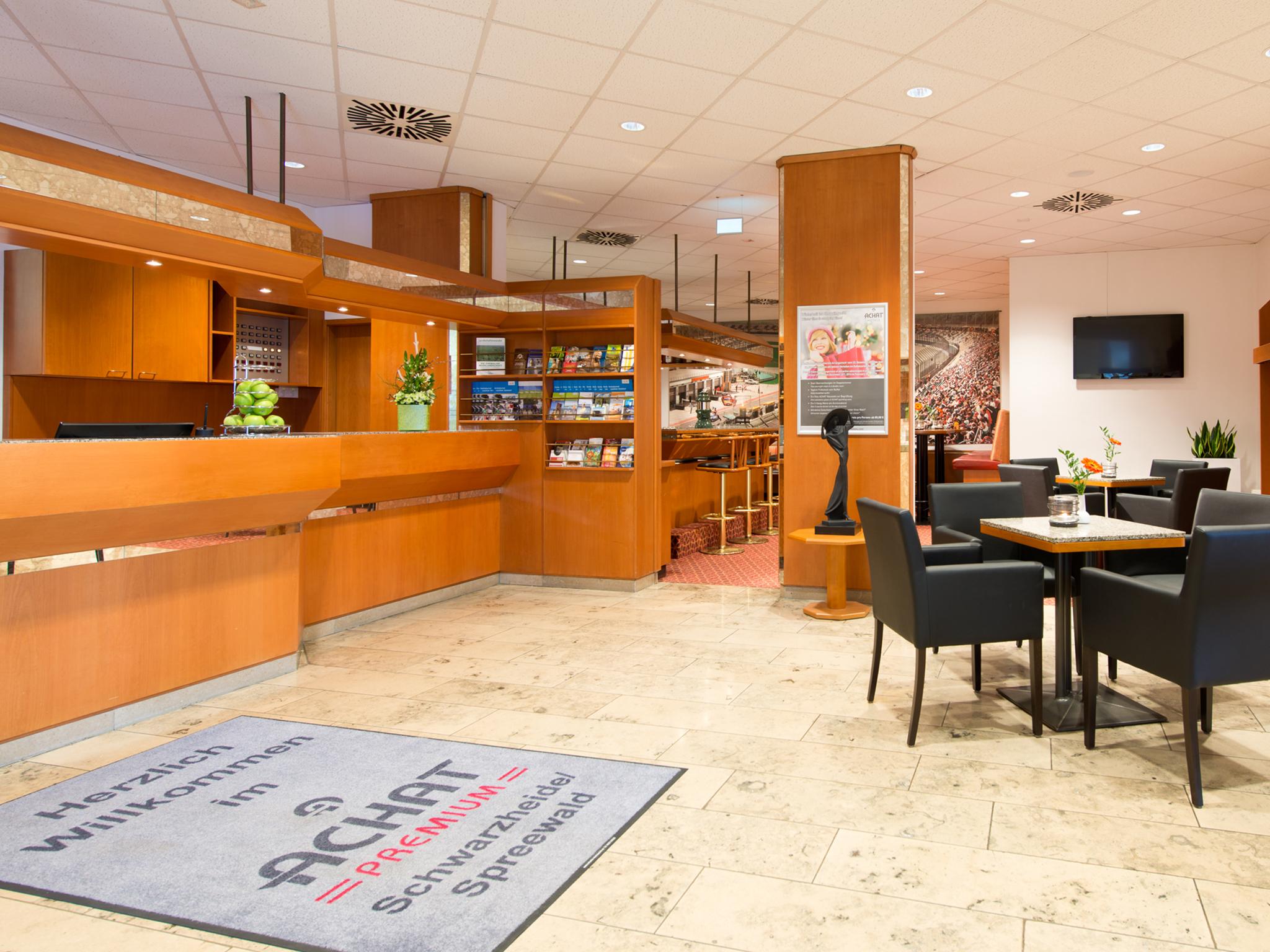 Achat Hotel Schwarzheide Lausitz מראה חיצוני תמונה