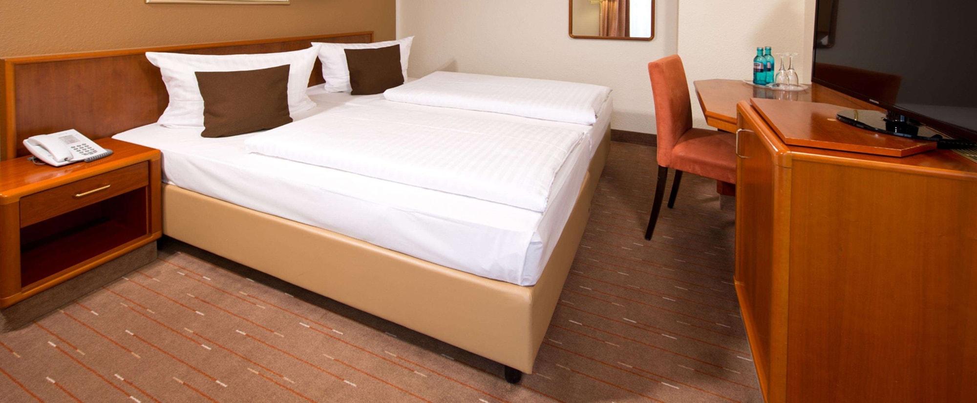 Achat Hotel Schwarzheide Lausitz מראה חיצוני תמונה