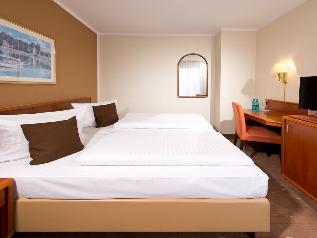 Achat Hotel Schwarzheide Lausitz מראה חיצוני תמונה